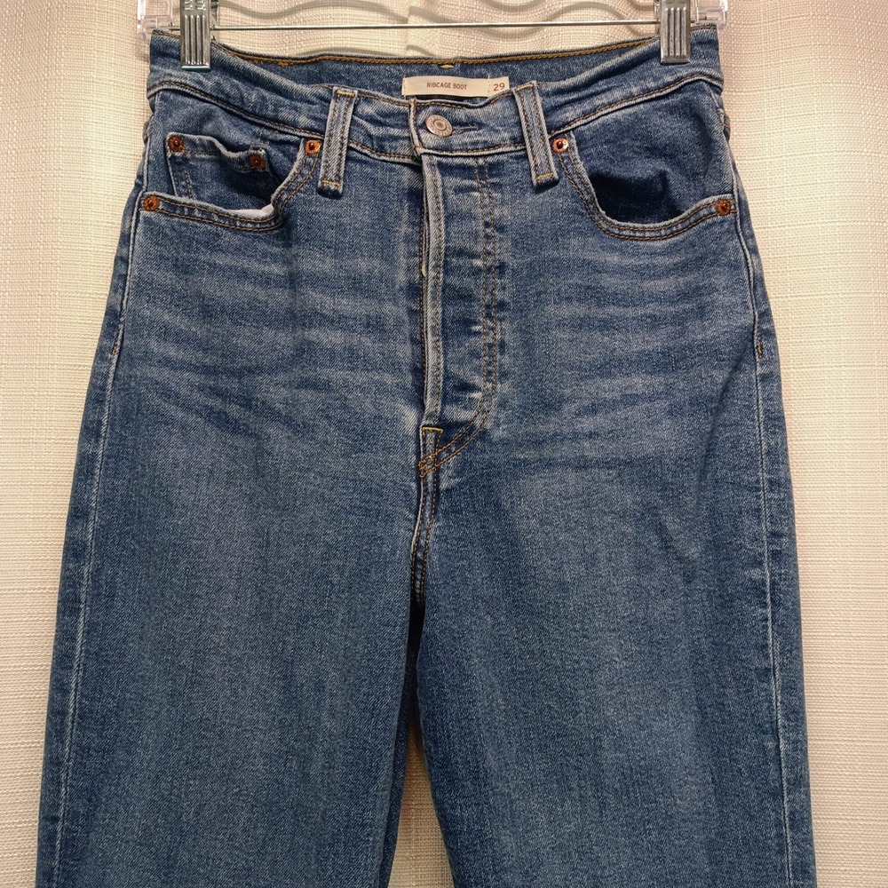 Levis Ribcage Bootcut Jeans Womens 29 High Rise Button Fly Blue‎ Denim (26x31.5) - Picture 3 of 7